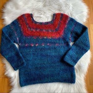 Women’s Beautiful Hand Woven Sweater Size Small